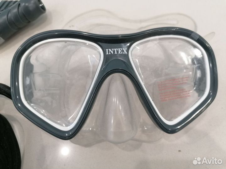 Ласты и маска с трубкой