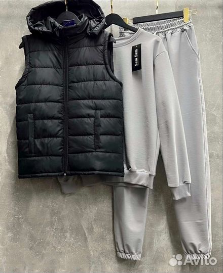 Спортивный костюм с жилеткой