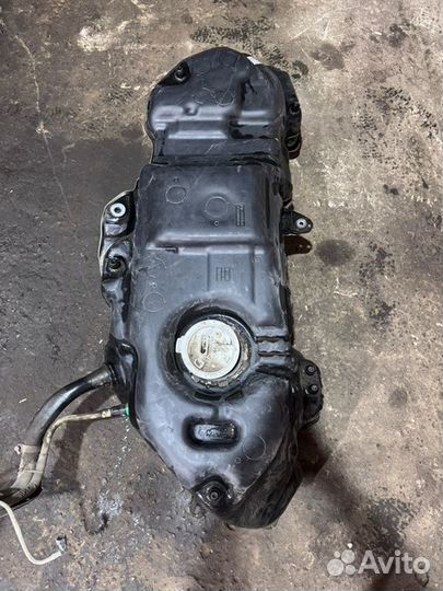 Бак топливный Porsche Cayenne 959 DCB 3.0 бензин