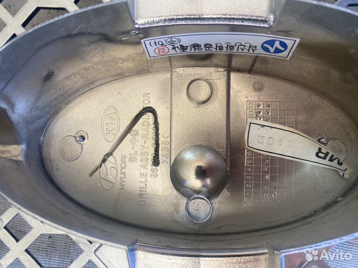 Решетка радиатора Kis Sorento 02-10