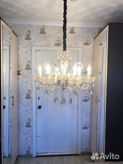 Люстра подвесная новая