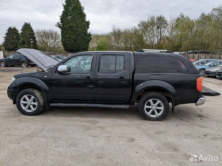 Петля капота левая для Nissan Navara (D40)