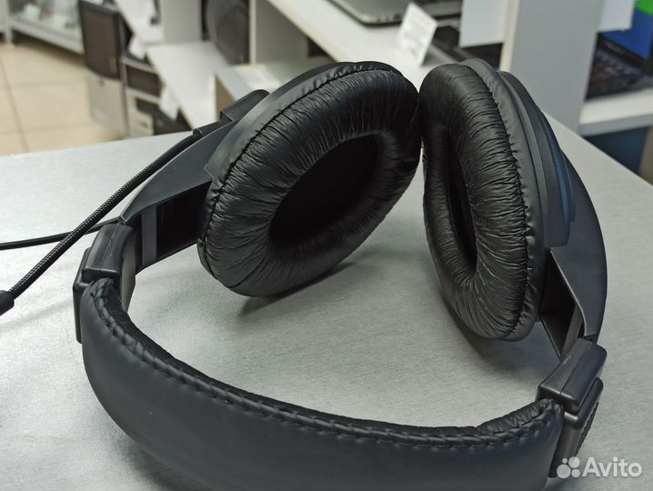 Гарнитура Defender новая