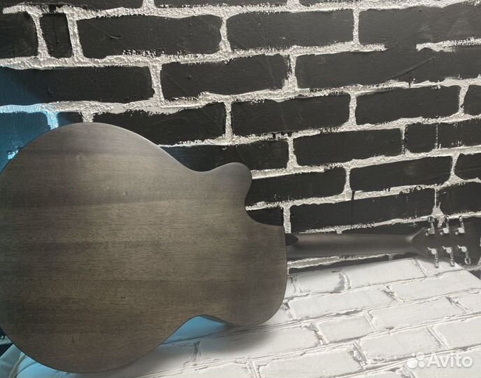 Гитара аккустическая из массива