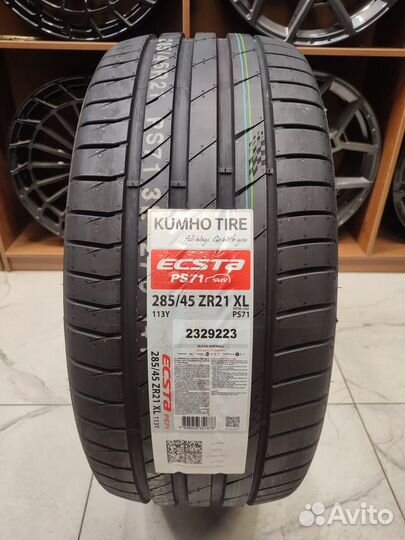 Kumho Ecsta PS71 SUV 285/45 R21 113Y