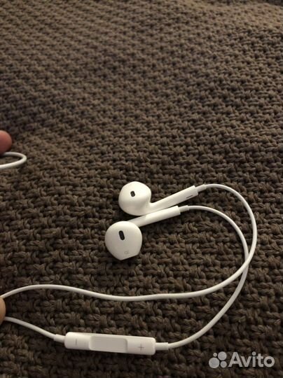 Наушники earpods