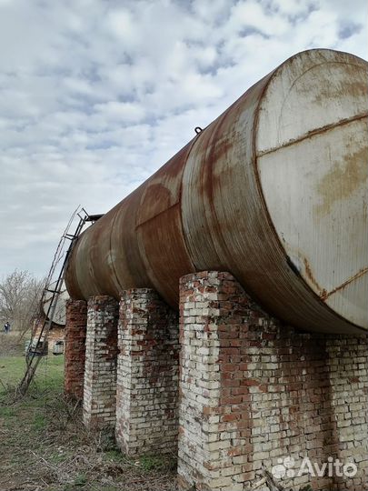 Цистерны резервуары бу