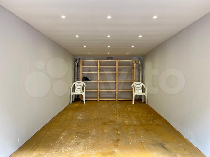 Гараж, 18 м²