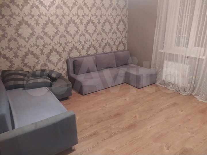 1-к. квартира, 43 м², 1/5 эт.