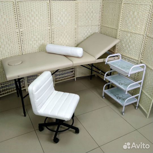 Массажный стол