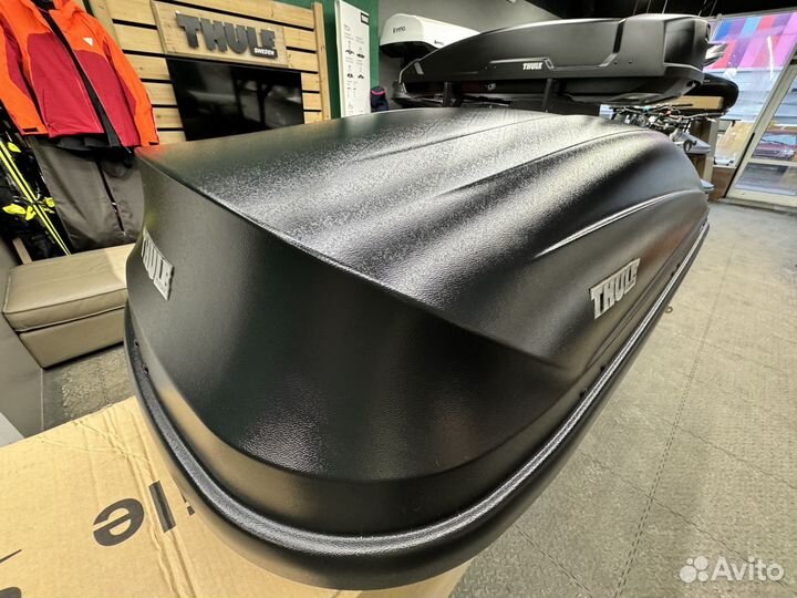 Багажный бокс Thule Pacific 200 M Black