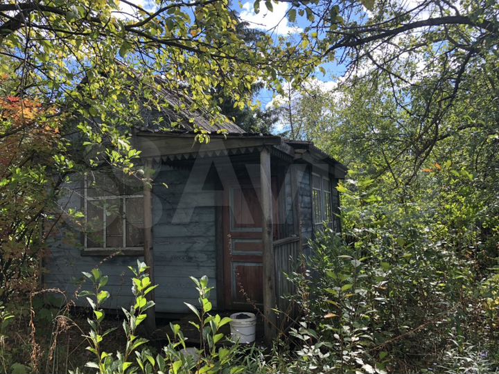 Дача 25 м² на участке 6 сот.