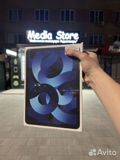 Планшет Apple iPad Air (5-го покол) wifi 64gb blue