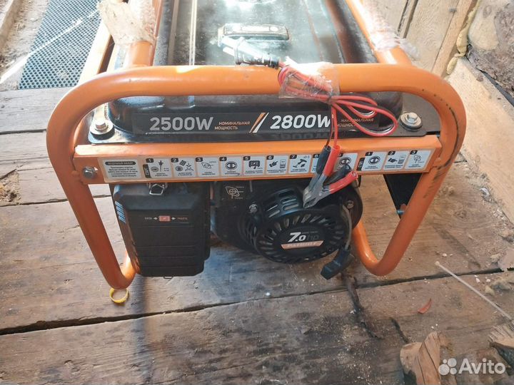 Бензогенератор patriot