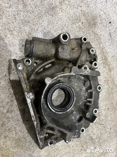 Масляный насос Audi 100c4 A6c4 Aar 2.3