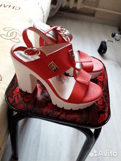 Босоножки женские новые 37 размер натуральная кожа