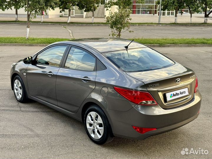 Hyundai Solaris 1.6 AT, 2015, 108 000 км