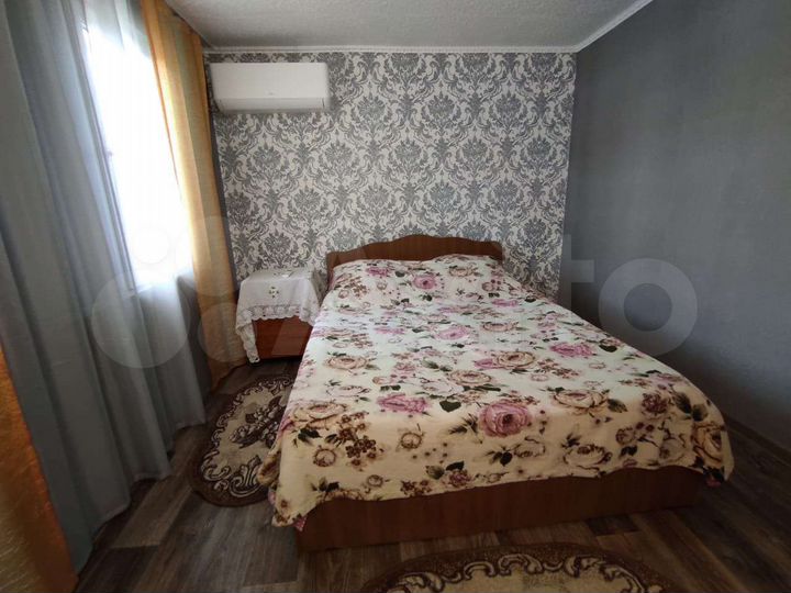 Дом 30 м² на участке 3 сот.