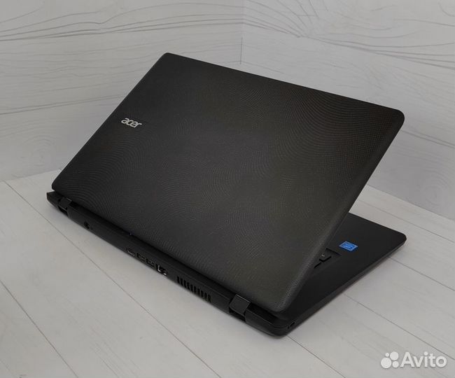 Ноутбук для Учебы и Легких задач Acer Aspire ES 17