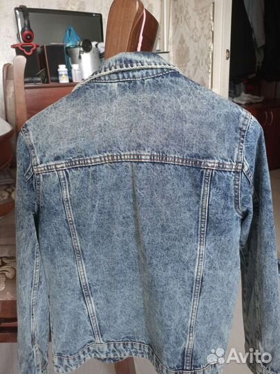 Джинсовая куртка