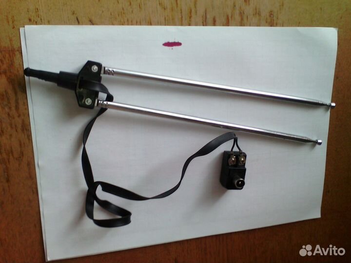 Антенна для тв комнатная