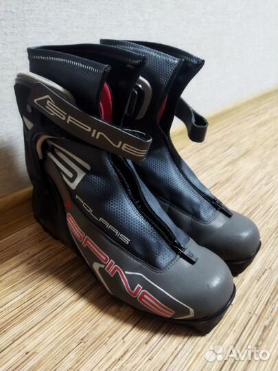Лыжные ботинки коньковые spine 43раз
