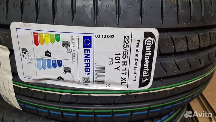 Continental ContiPremiumContact 7 225/55 R17 101Y