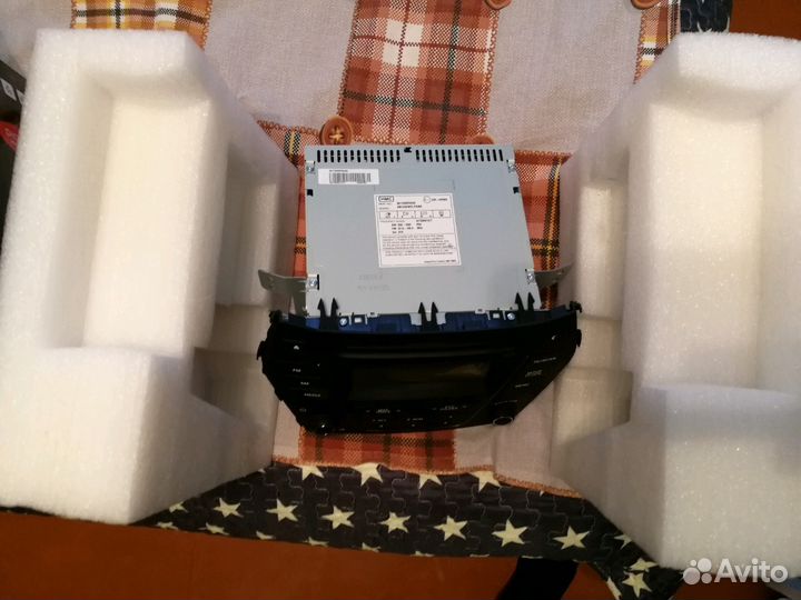 Штатная Авто магнитола для автомобиля Хундай Санта