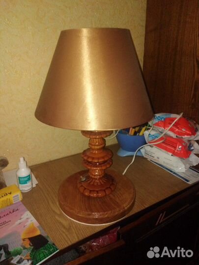 Лампа настольная