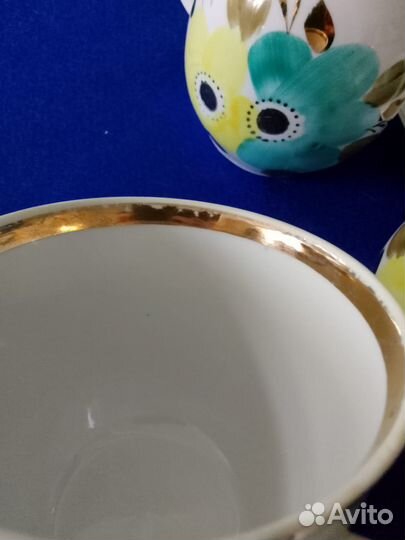 Часть чайного сервиза