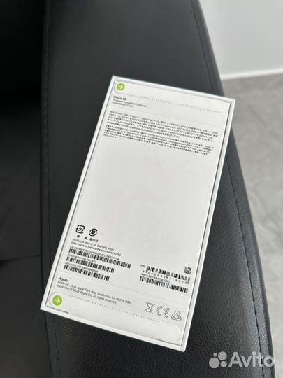 iPhone SE (2022), 64 ГБ