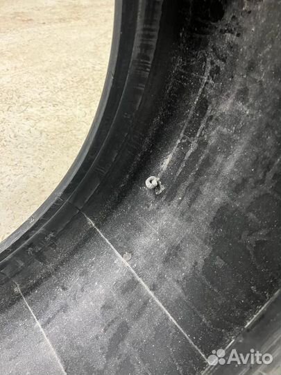 Pirelli Scorpion Winter 275/40 R22 и 315/35 R22