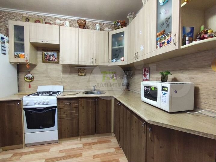 2-к. квартира, 57,7 м², 4/10 эт.