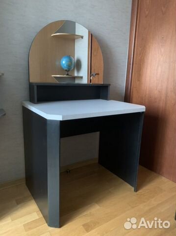 Письменный стол, туалетный столик IKEA Икея