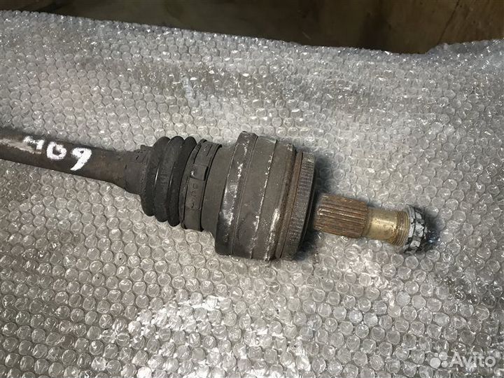 Привод задний Mercedes-Benz E-Class W211 W211