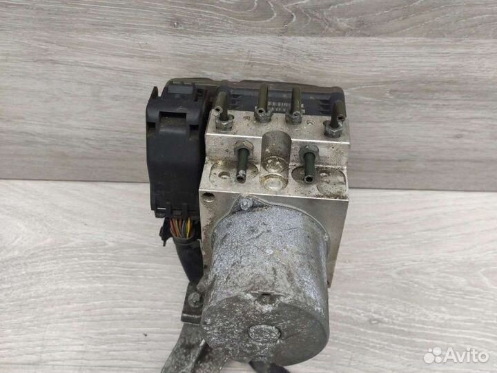 Блок управления ABS Mercedes E W211