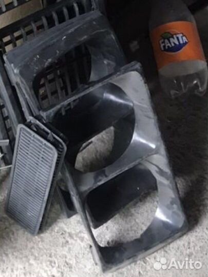 Очки фар и дефлекторы капота ваз 2106