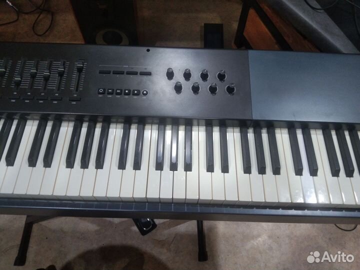 M audio oxygen 88 - Midi клавиатура 88 клавиш