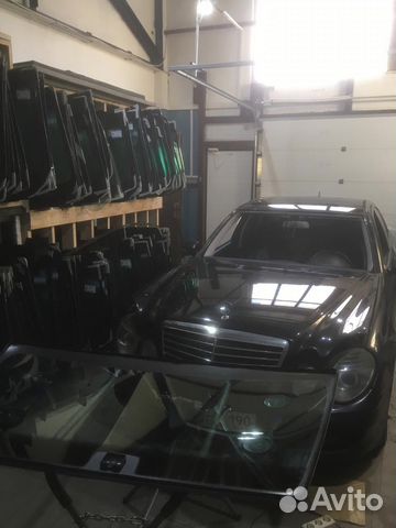 Лобовое стекло Mercedes w211