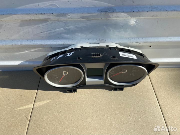 Щиток приборов Ford Focus 2