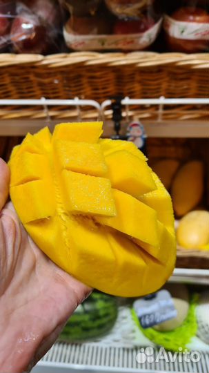 Манго свежее из Таиланда