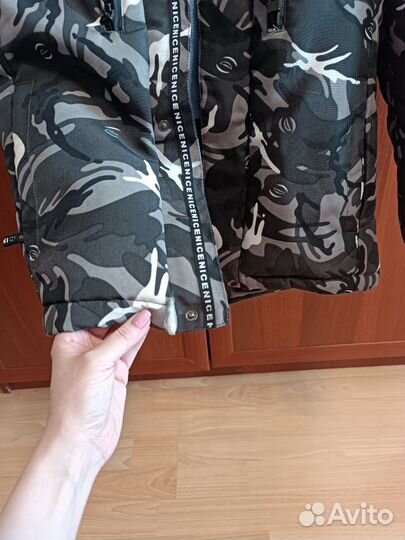 Продам зимнюю куртку на мальчика