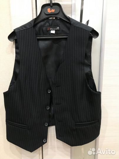 Пиджак с жилеткой