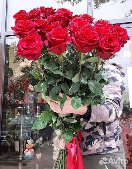 Букет роз 101 роза 51 роза