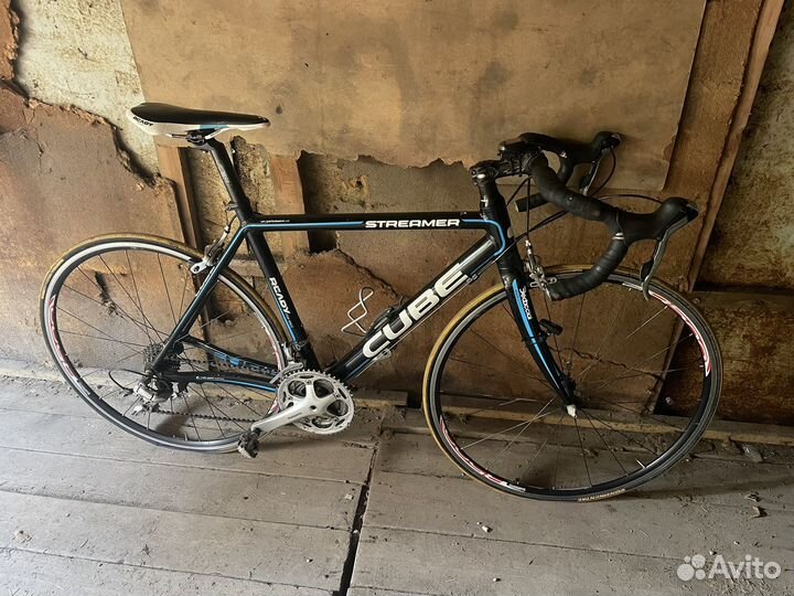 Шоссейный велосипед cube