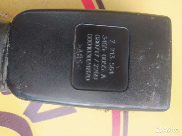 Bmw e92 защёлка ремня безопасности