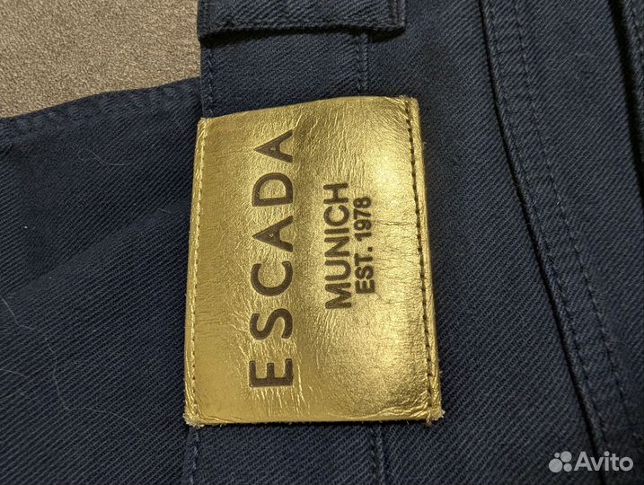 Джинсы женские escada