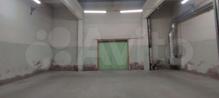 Склад, 672 м²