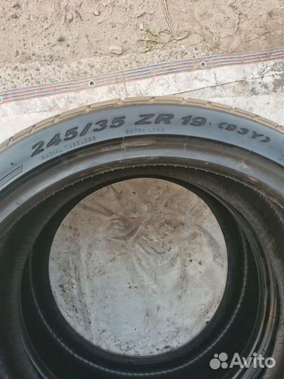 Pirelli P Zero Corsa 245/35 R19 98Y
