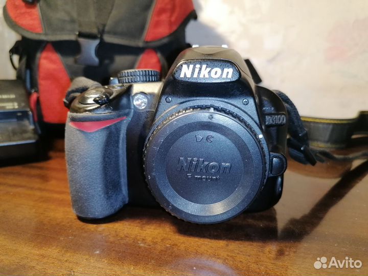 Фотоаппарат Nikon D3100 body